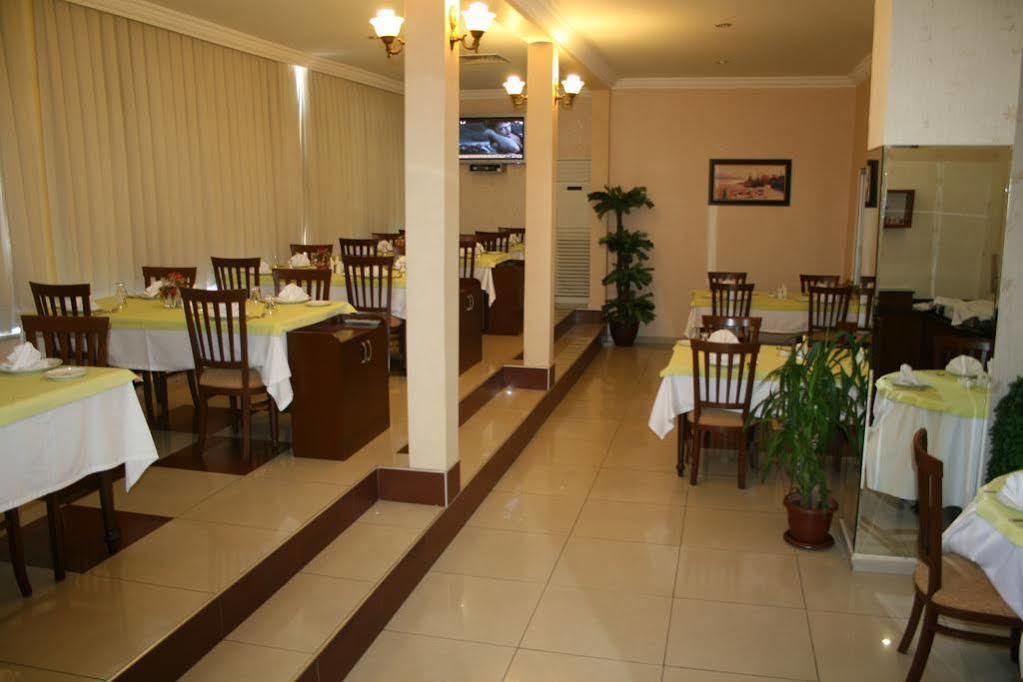 Kristal Otel Адана Екстериор снимка